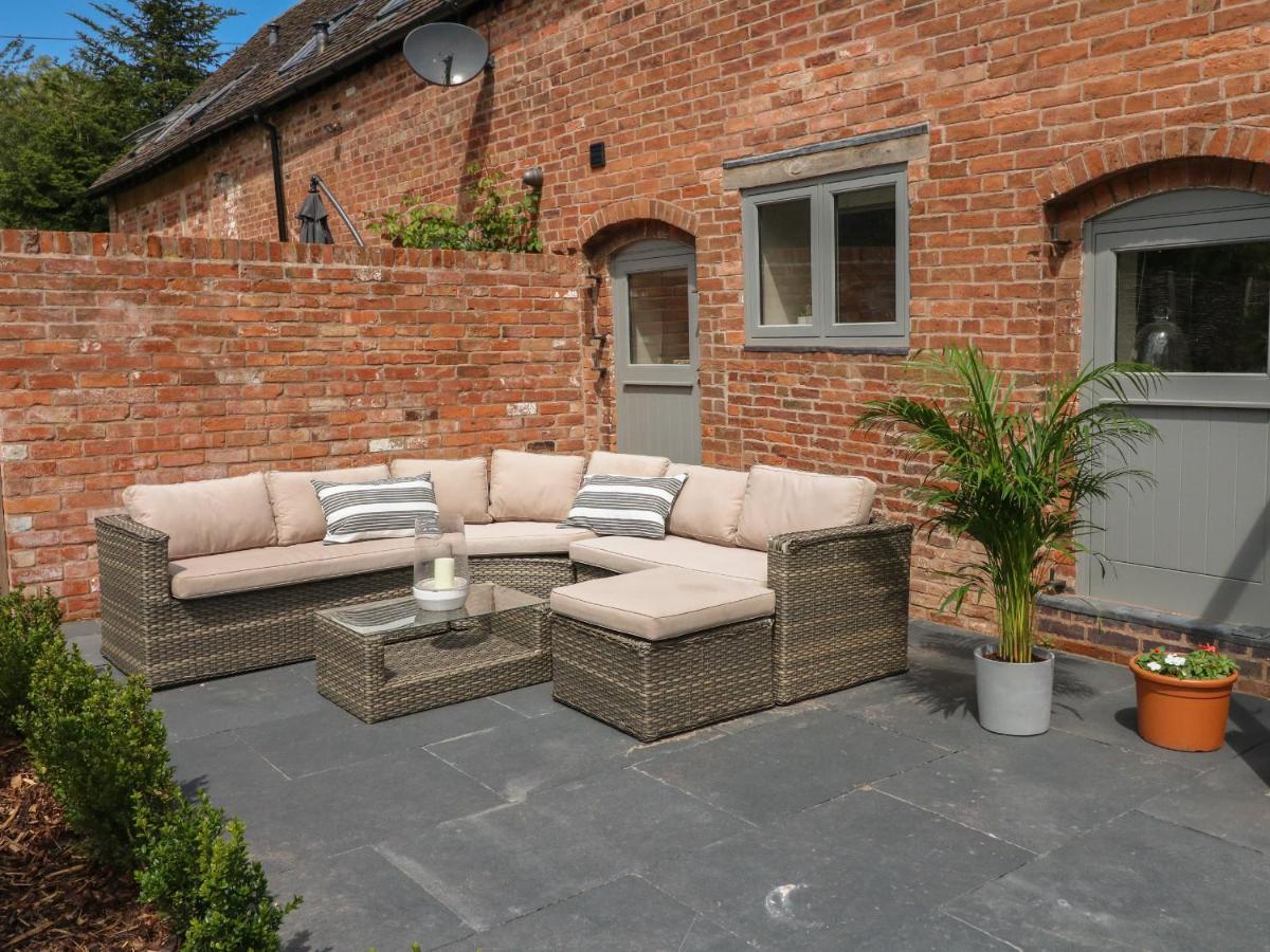 Upper Barn Villa Stafford Exterior photo